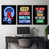 Neon Gamingplakat - Keep Distance